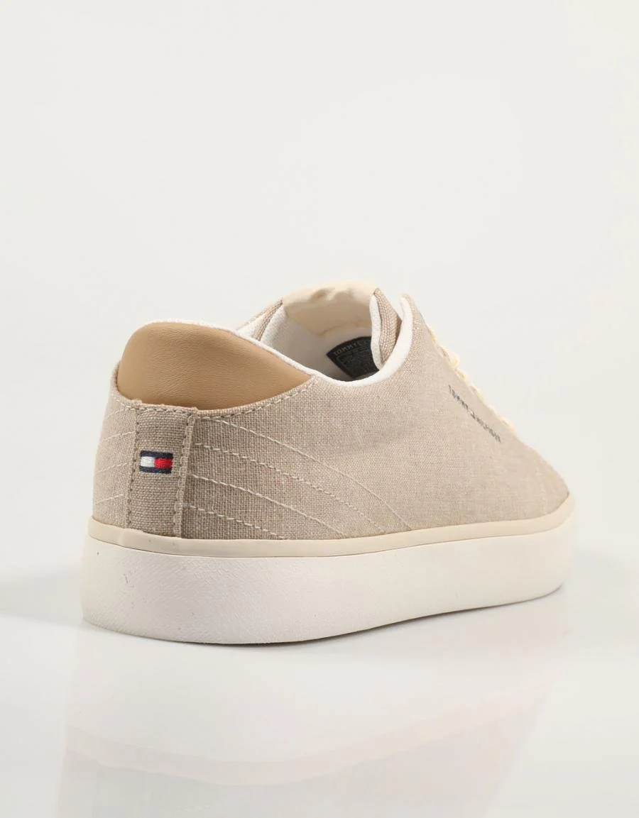 TOMMY HILFIGER TH HI VULC LOW CHAMBRAY 84214 - Image 3