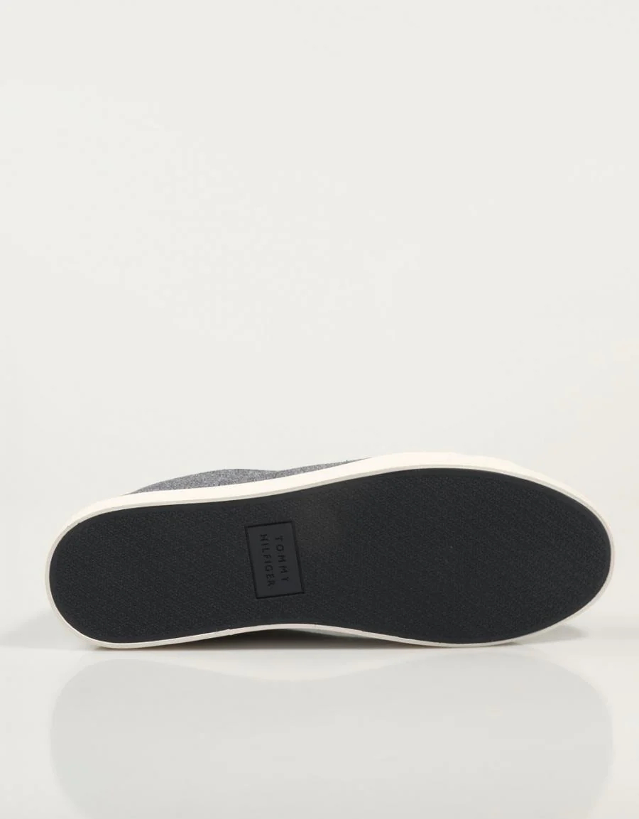 TOMMY HILFIGER TH HI VULC LOW CHAMBRAY 84215 - Image 4