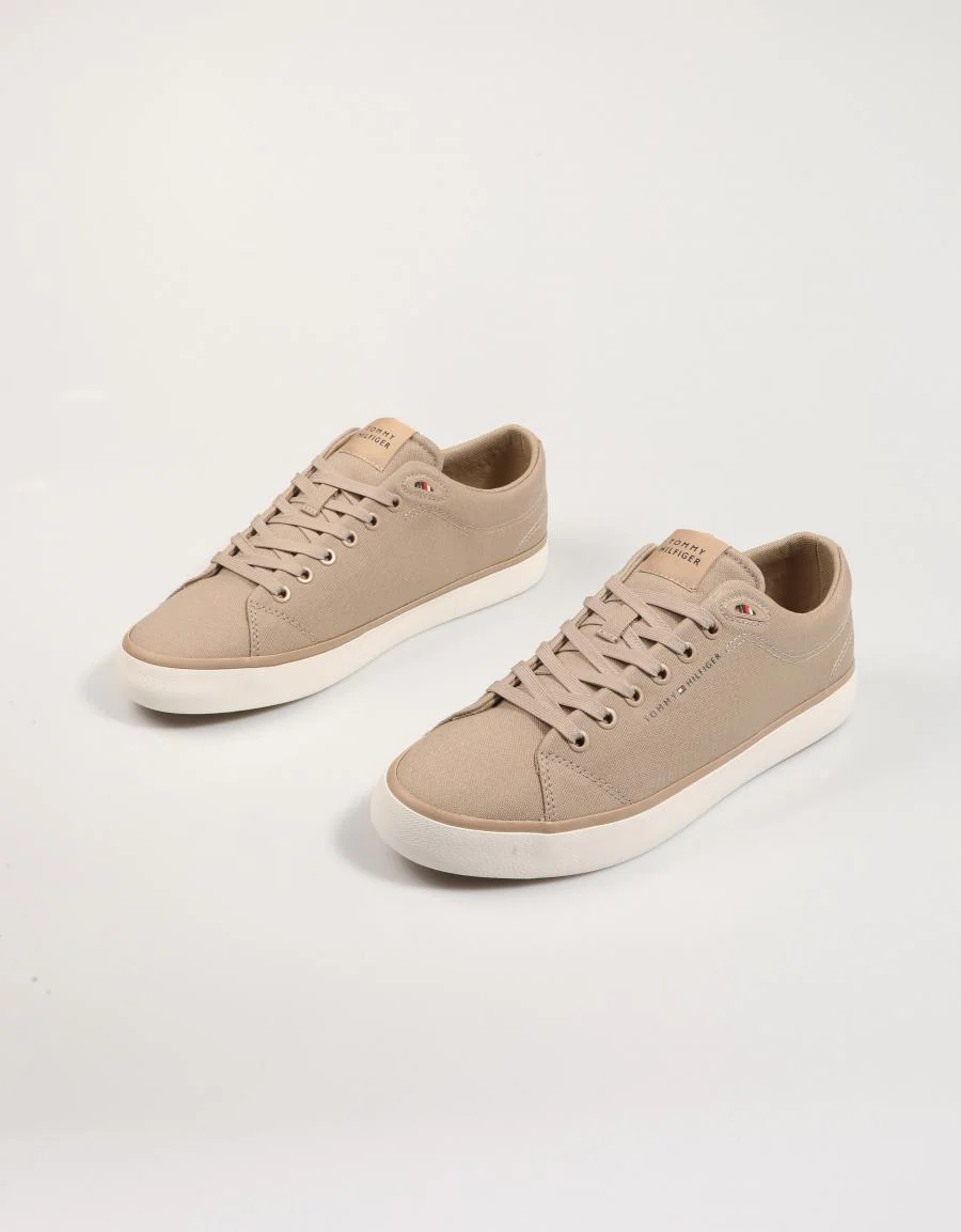TOMMY HILFIGER TH HI VULC LOW CORE CANVAS 86807 - Image 2