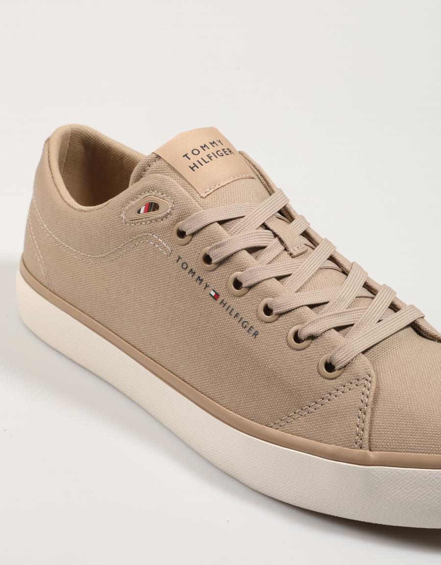 TOMMY HILFIGER TH HI VULC LOW CORE CANVAS 86807 - Image 5