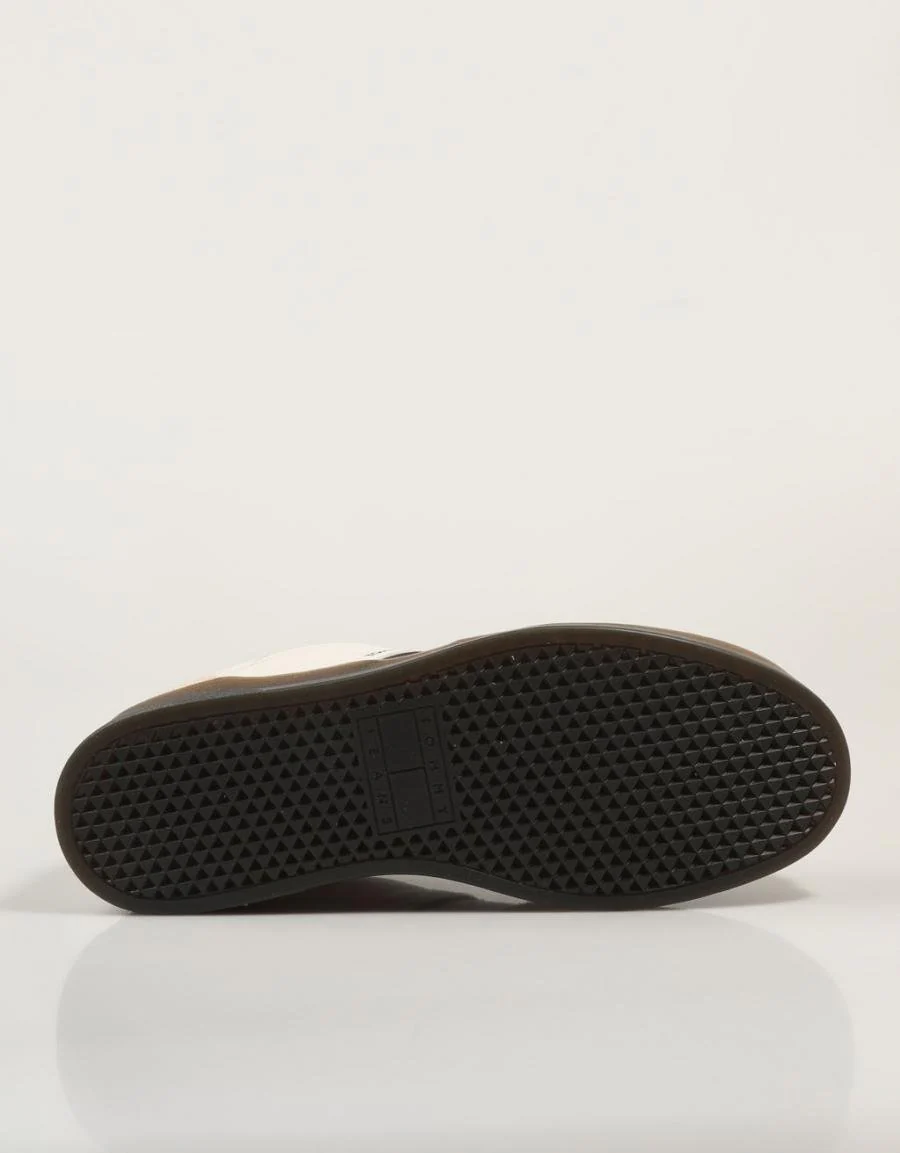 TOMMY HILFIGER THE GREENWICH LEATHER 86774 - Image 4
