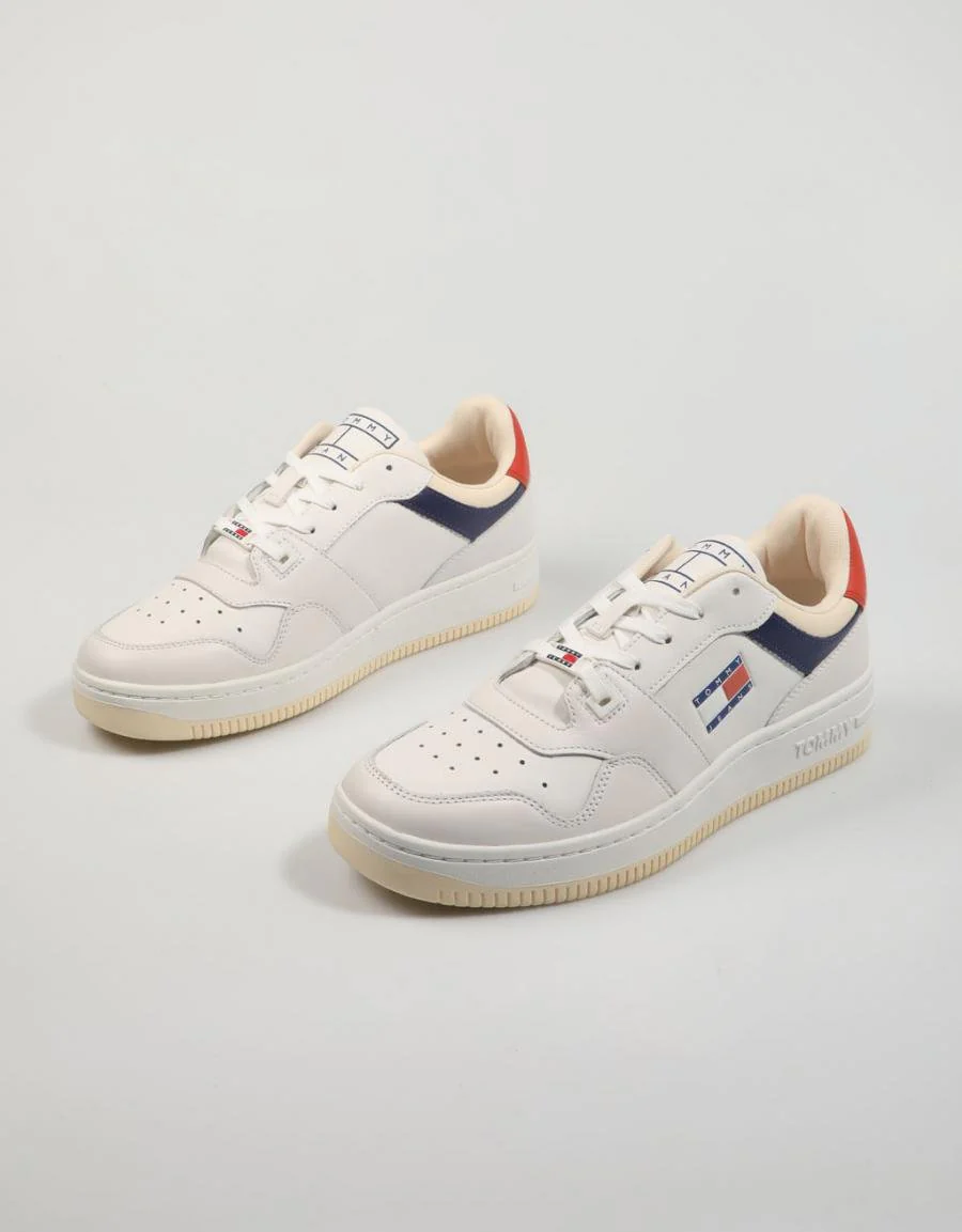 TOMMY HILFIGER TJM 82858 - Image 2