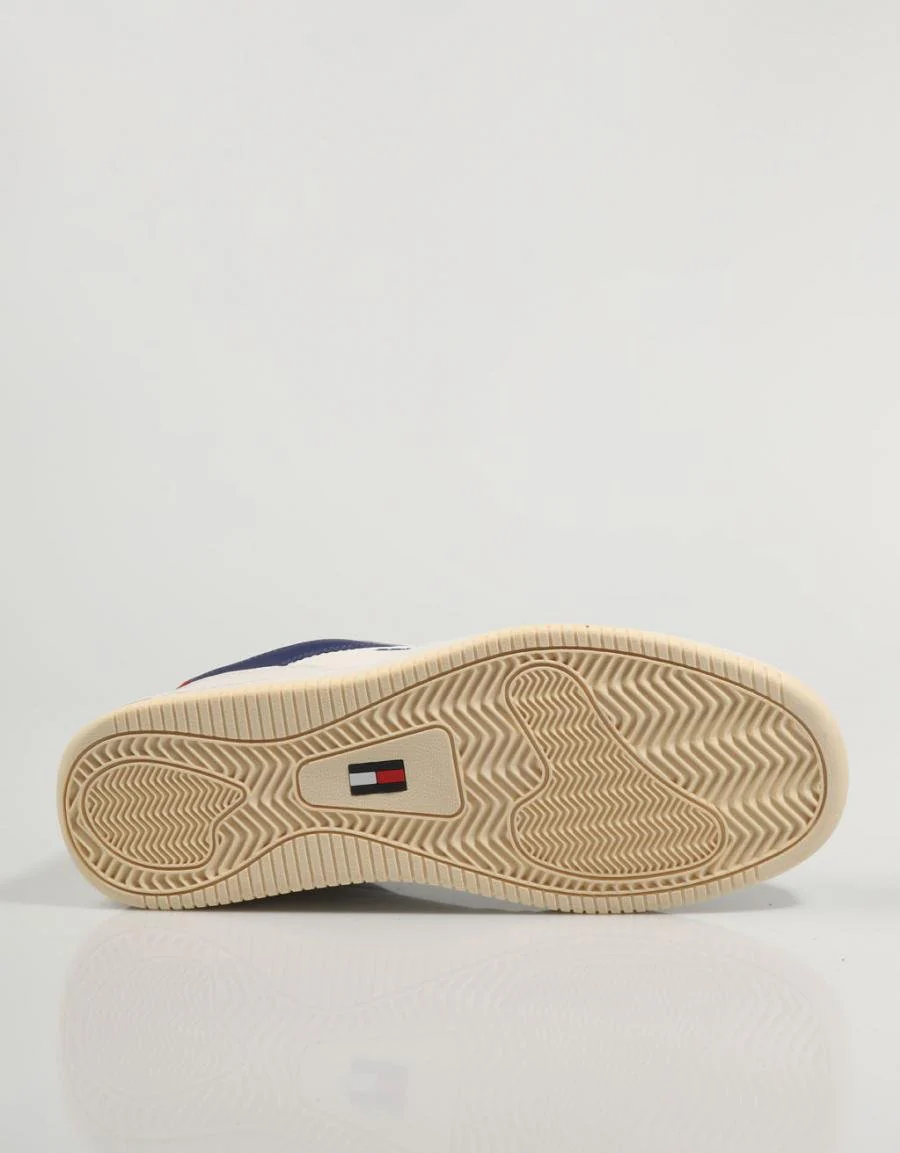 TOMMY HILFIGER TJM 82858 - Image 4