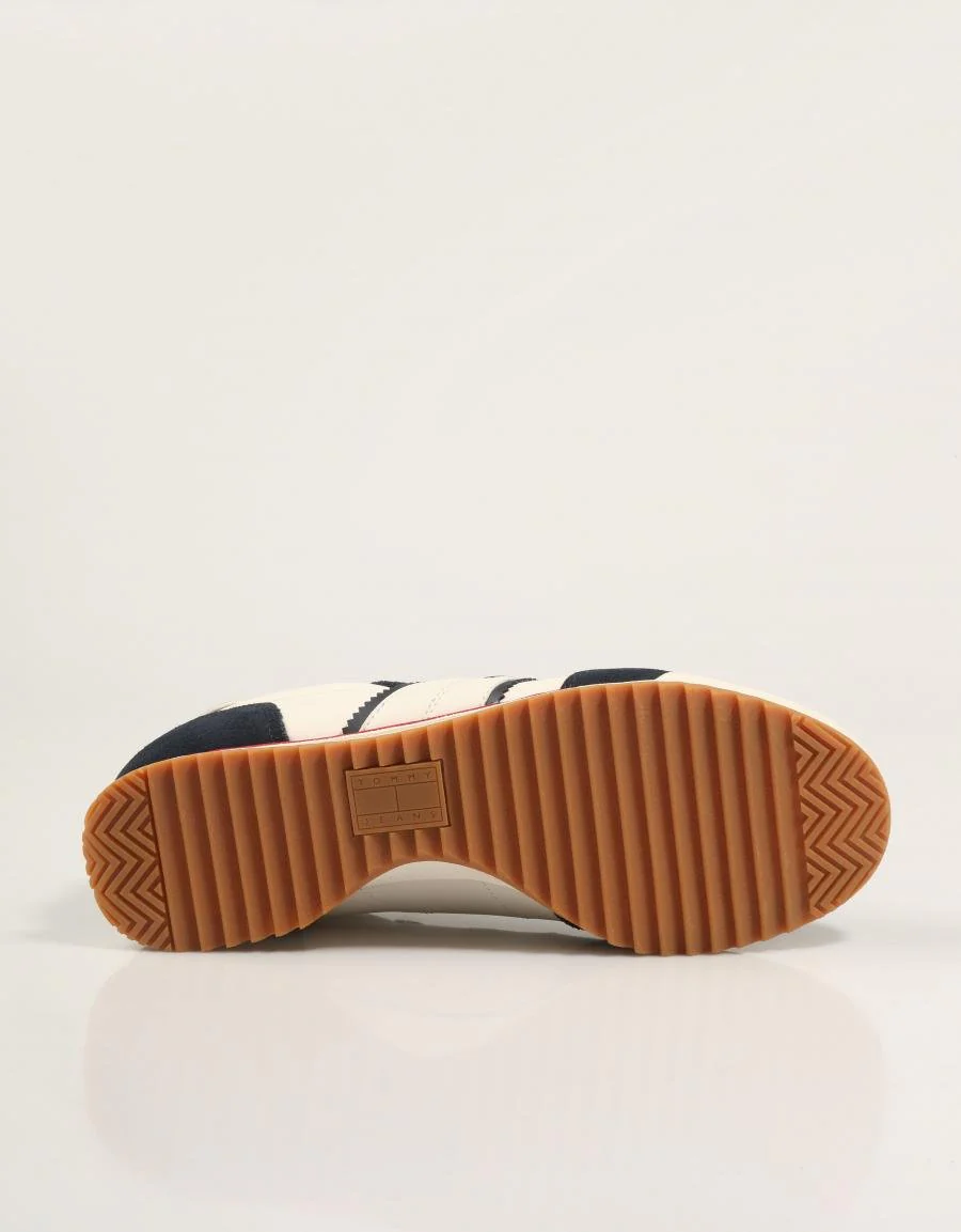 TOMMY HILFIGER TJM RETRO RUNNER CLEATED 88369 - Image 4
