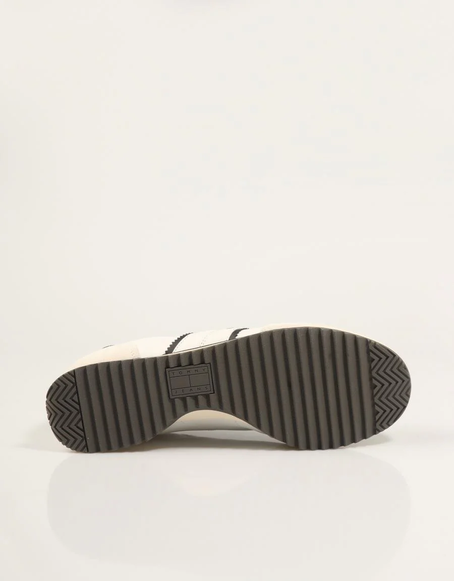 TOMMY HILFIGER TJM RETRO RUNNER CLEATED 88370 - Image 4
