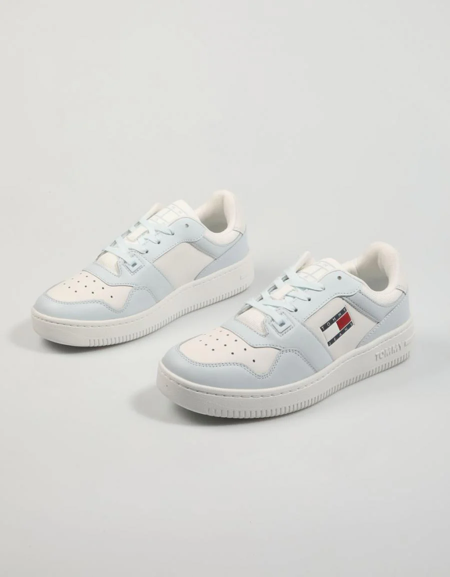 TOMMY HILFIGER TJW 82860 - Image 2