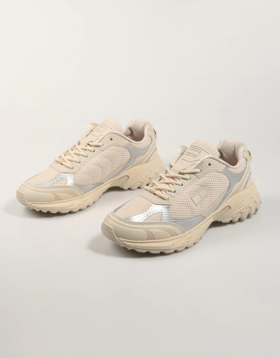 TOMMY HILFIGER TJW OUTDOOR RUNNER 88377 - Image 2