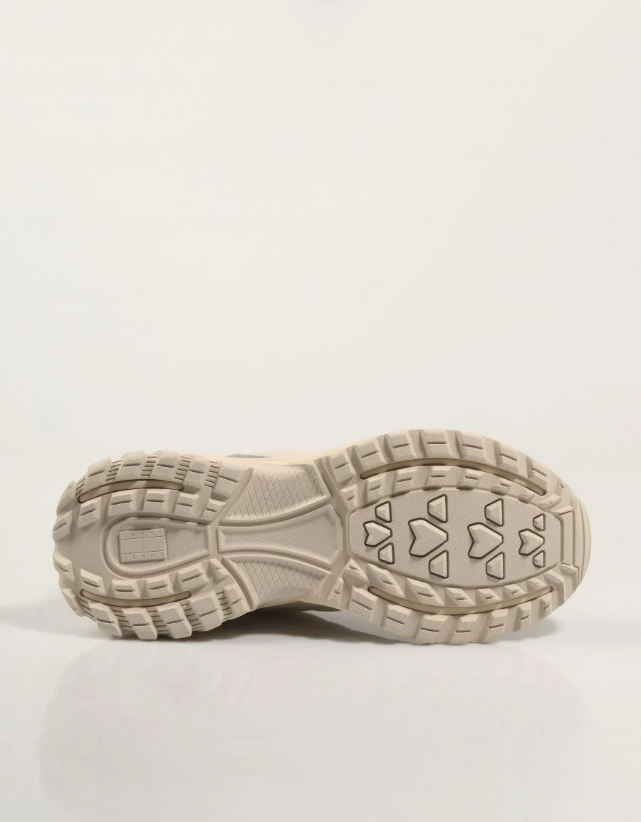 TOMMY HILFIGER TJW OUTDOOR RUNNER 88377 - Image 4