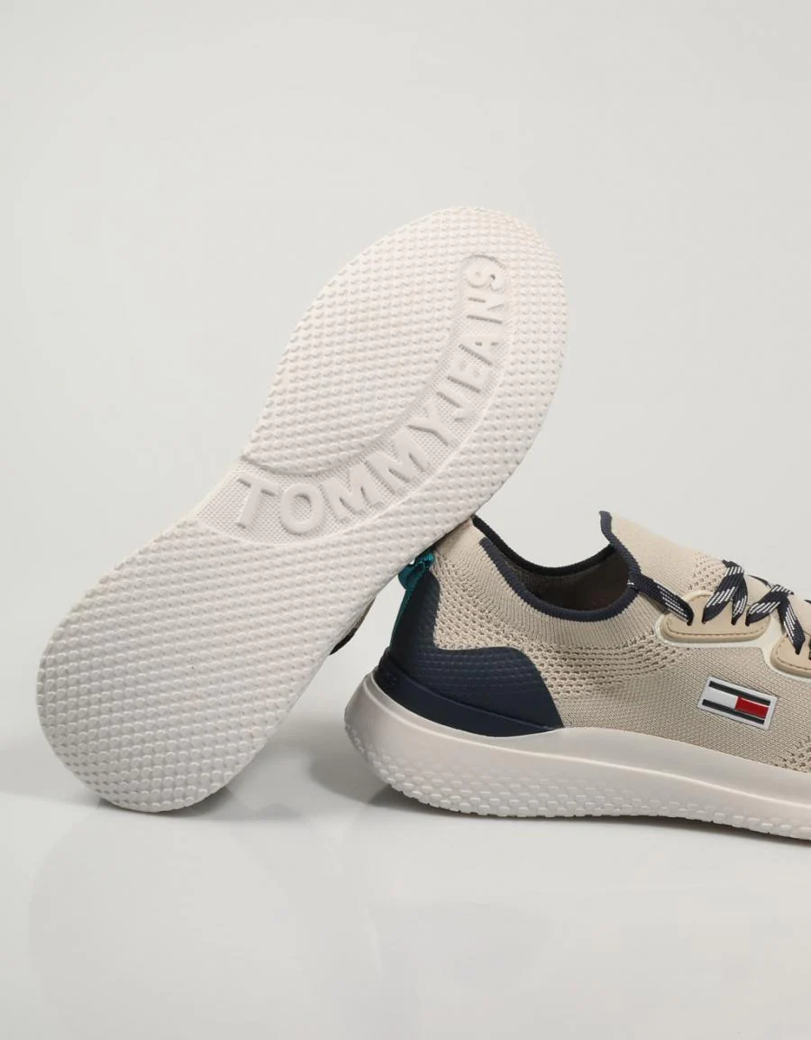 TOMMY HILFIGER TOMMY JEANS ALPHA RUN 79902 - Image 4
