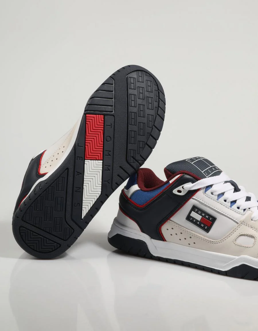 TOMMY HILFIGER TOMMY JEANS SKATE SNEAKER 79921 - Image 4