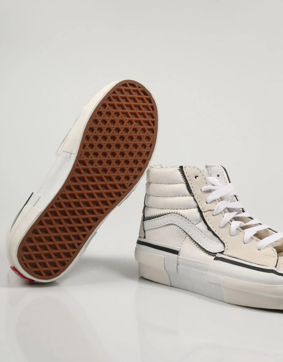 VANS SK8 HI RECONSTRUCT 82025 - Image 4